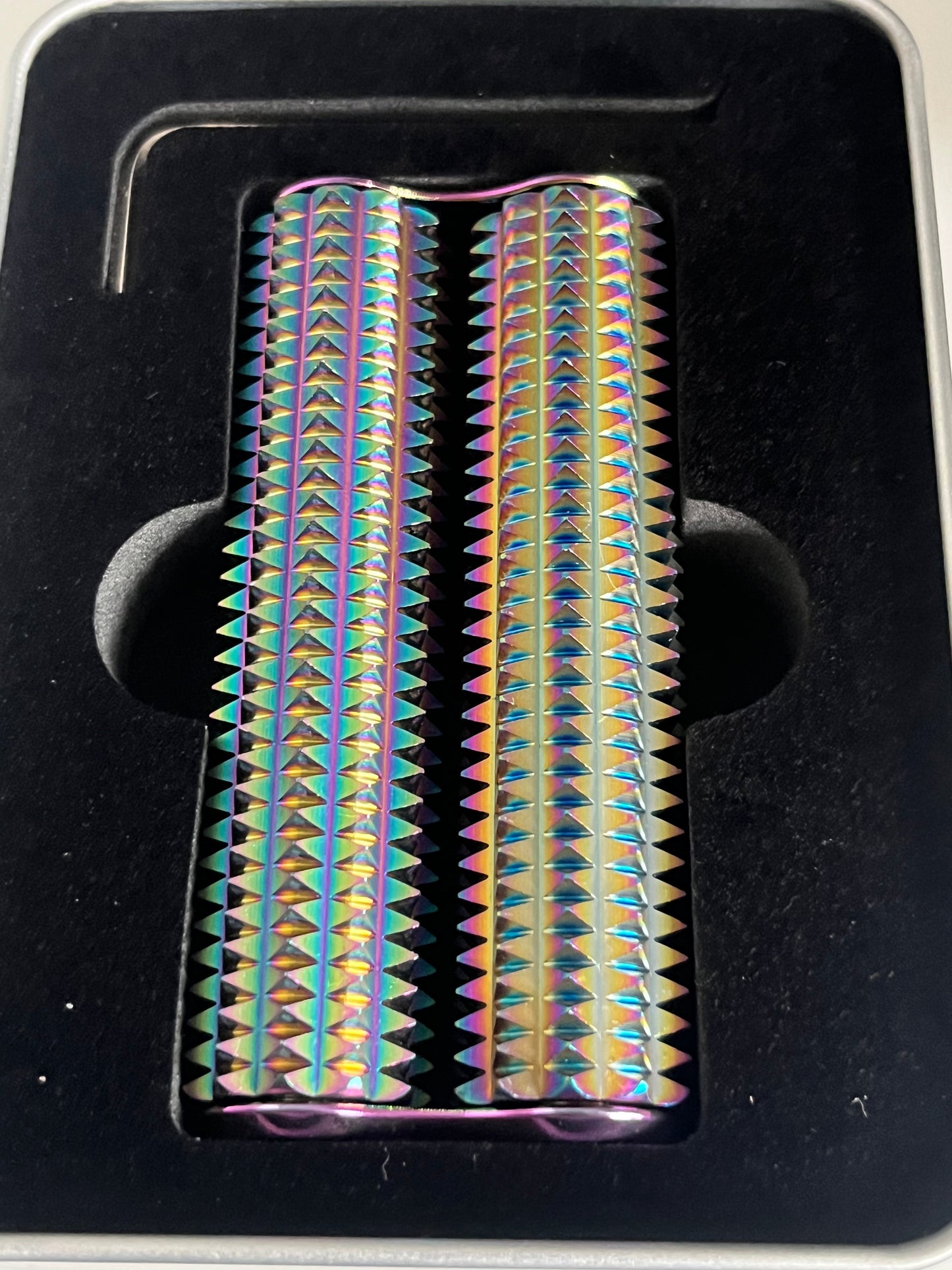 Spikey Hand Roller By Kaiko